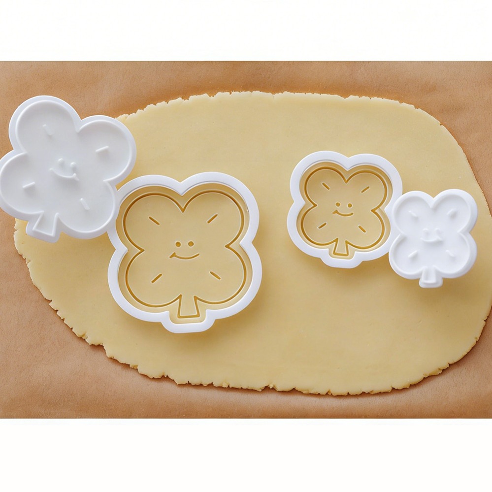 Lucky Four-Leaf Clover Cookie  - đánh giá và giá Kitchen Appliances Baking