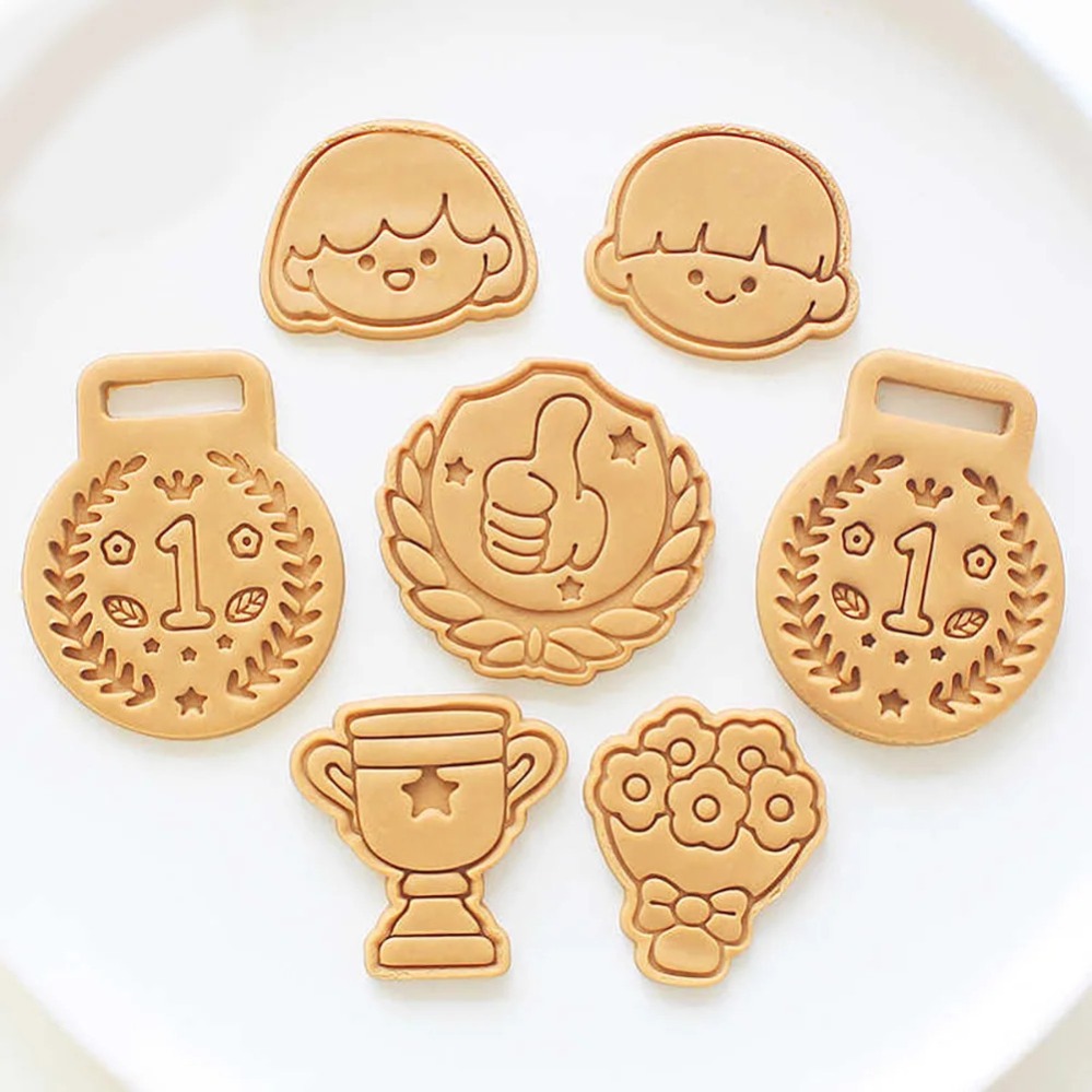 Medals Trophies Cookie Cutters - đánh giá và giá Kitchen Appliances Baking